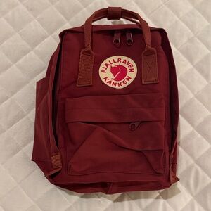 Fjallraven Kånken Red Backpack